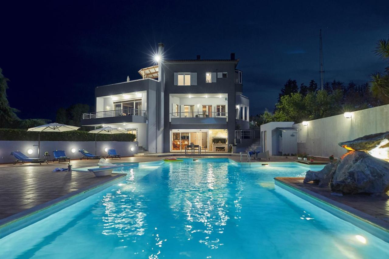Villa Dennis Врахати Экстерьер фото